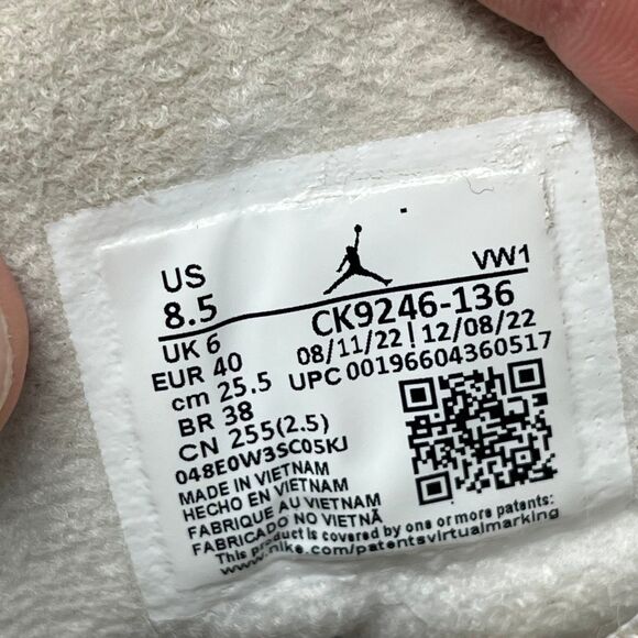 Nike Air Jordan 3 Retro Lucky Green White Shoes Women’s Size 8.5 CK9246-136 - Picture 8 of 8